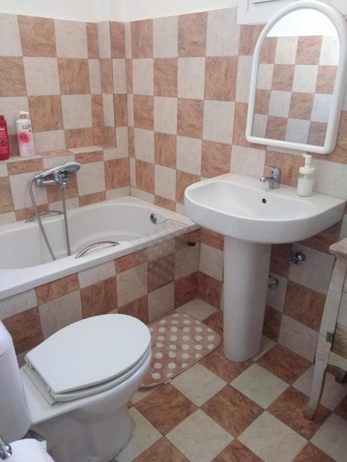 Hermes Apartment -1 نافبليو المظهر الخارجي الصورة